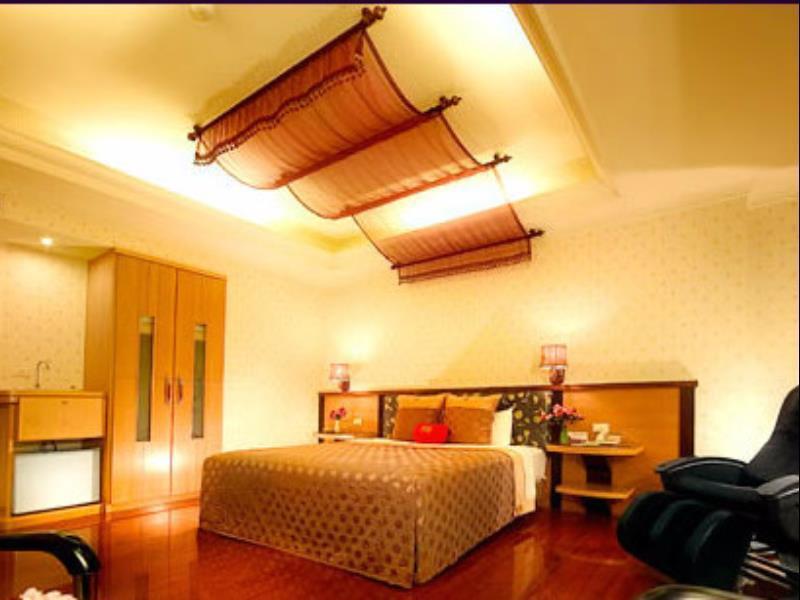 England Business Motel Yilan Zewnętrze zdjęcie