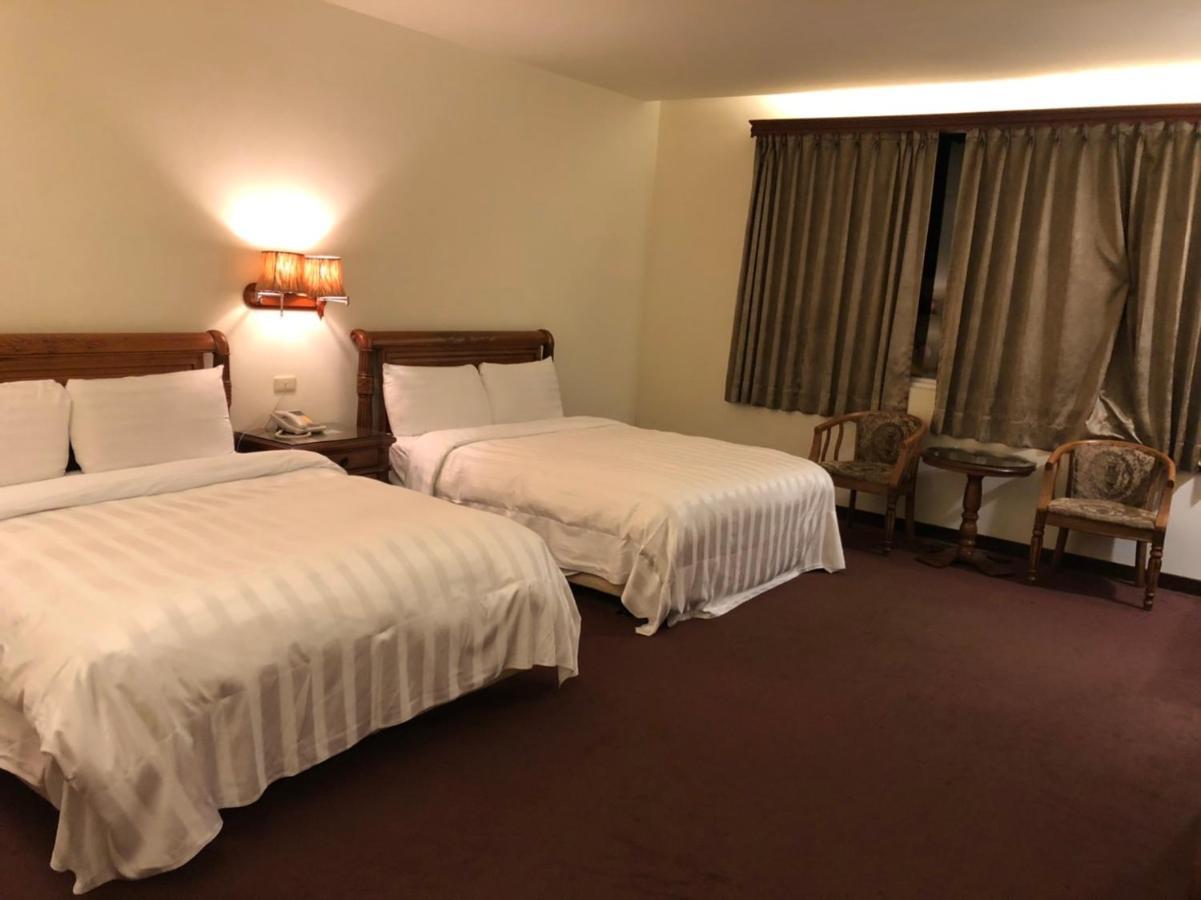 England Business Motel Yilan Zewnętrze zdjęcie